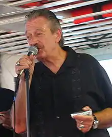 Description de l'image Charlie Musselwhite 7-16-03.jpg.