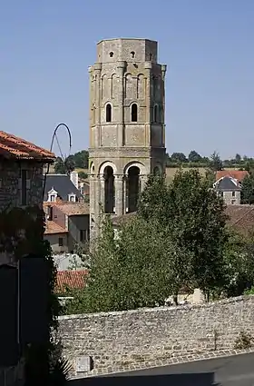 Image illustrative de l’article Abbaye Saint-Sauveur de Charroux