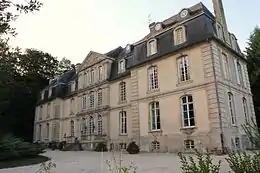 Le château de Coupigny.