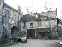 Cour intérieure.