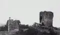Ruines du château des Angles vers 1890-1900