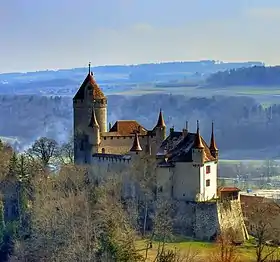 Le château de Lucens