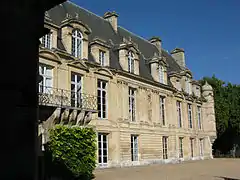 L'aile du château actuel.