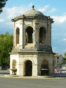 Fontaine de Bédarridesfontaine, château d'eau