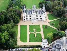 Photographie aérienne du château.