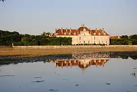 Image illustrative de l’article Château de Fontaine-Française
