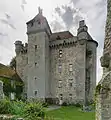 Château de Villemonteix depuis la tour extérieure.