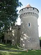 Le château du Soudun en 2007.
