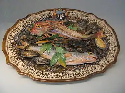 Plat de poissons (1889), Paris, musée des Arts décoratifs.