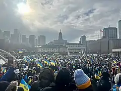 Manifestation condamnant l'invasion russe contre l'Ukraine à Toronto (Canada).
