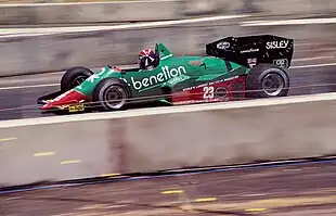 Photo de l'Alfa 184T pilotée par Eddie Cheever à Dallas en 1984