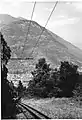 La ligne et la ville de Luchon en contrebas.