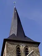 Flèche torse de l'église de Chemire-sur-Sarthe (Maine-et-Loire).