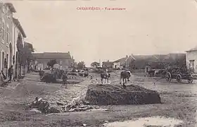 Vue intérieure du village (vers 1900).