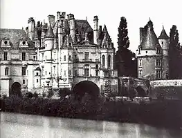 Château de Chenonceau, détail façade est en 1851.Au centre, appartements de la reine Louise de Lorraine