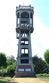 La tour du puits Belle-Fleur.