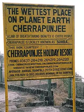 Panneau à Cherrapunji, un des lieux les plus pluvieux de la planète.
