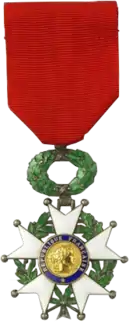 Photographie couleur de la médaille de Chevalier de la Légion d'honneur