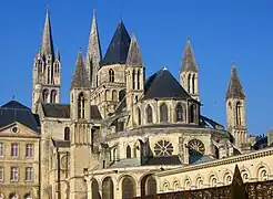 L'abbaye aux Hommes de Caen (construite entre le XIe et le XVIIIe siècle).