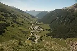 Vue du val Varaita depuis le col Agnel.