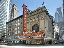 Description de l'image Chicago Theatre blend.jpg.