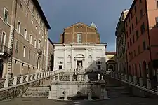 Façade de l'église de San Domenico