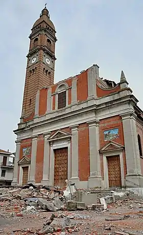 L'église San Paolo endommagée à Mirabello.