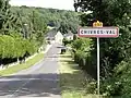 Entrée de Chivres-Val.