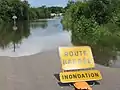 RD 12 entre Chivres et Seurre inondé.