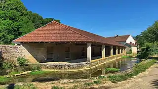 Le grand lavoir.