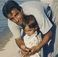 Christian Congiu avec son fils Léo en 1989