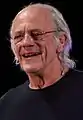 Christopher Lloyd(Emmett Brown)