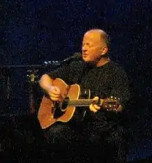 Description de l'image Christy Moore in Vicar Street.jpg.