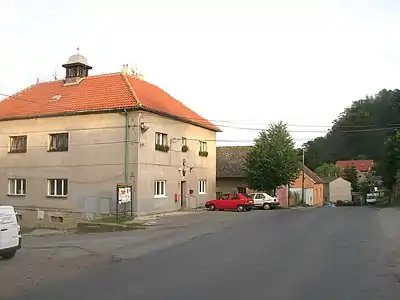 Chrustenice : la mairie.