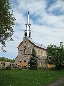 L'église Notre-Dame-de-Bon-Secours.