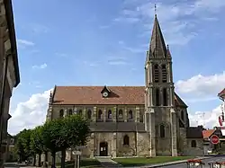 Église Saint-Symphorien.