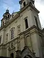 La façade de l'église Saint-Raphaël