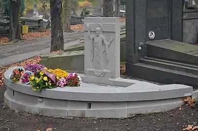 Tombe au cimetière de Charleroi-Nord.