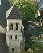 Église Saint-Pierre et cimetière du Calvaire.