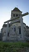 La tombe de sa famille maternelle, église de Lavannes.