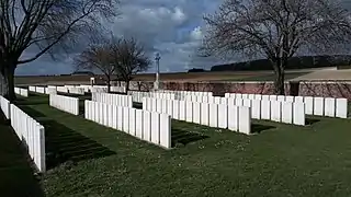 Le cimetière militaire britannique.