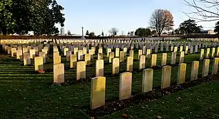 Le cimetière militaire britannique.