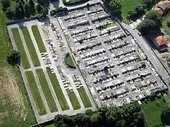 Vue aérienne du cimetière.
