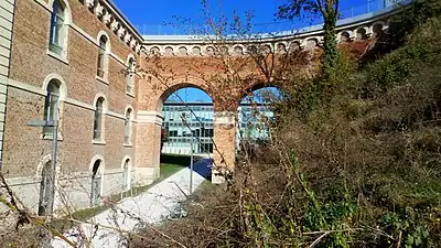 Ancien casernement et pont à canons