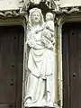 Vierge à l'Enfant du trumeau.