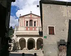 Collégiale Sainte-Marie et maison claustrale.