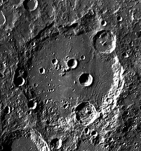 Image illustrative de l'article Clavius (cratère)