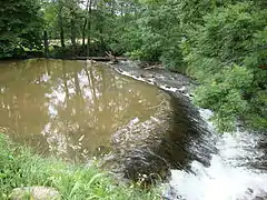 Barrage dans la Grosne.