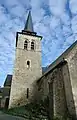 Le clocher-tour, XIIe de l'église Saint-Lambert.