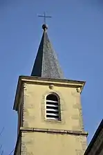 Hameau de Massonnes : clocher de l'église.